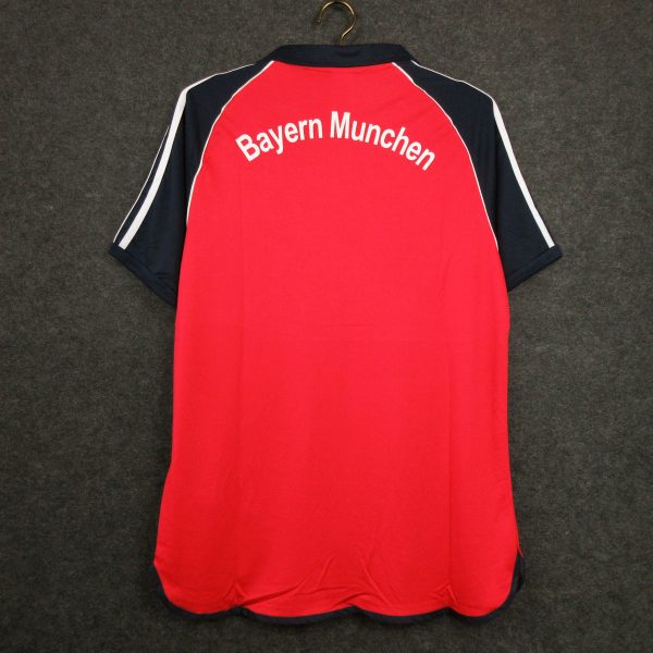 1999-2000 Bayern Munich home kit - Image 2