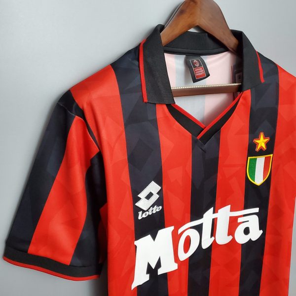 1993-1994 AC Milan Home Retro kit - Image 4