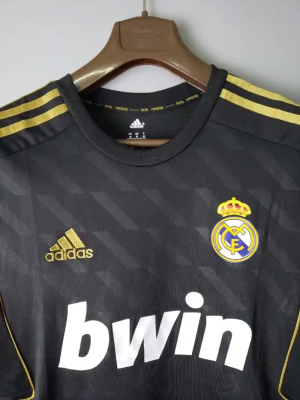 2012 Real Madrid Jersey retro kit - Image 8