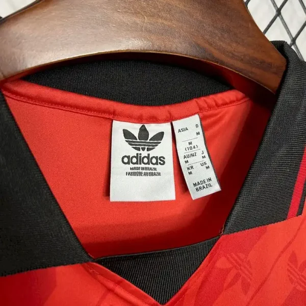 Flamengo Lifestyler Retro Soccer retro kit - Image 4