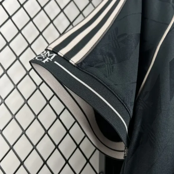 Real Madrid Black Retro Model Soccer retro kit - Image 4