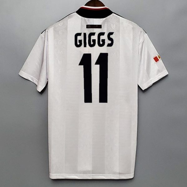 1998-1999 Man United away retro kit - Image 2