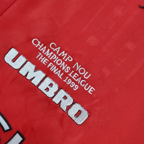 1999/00 Man United home kit - Image 6