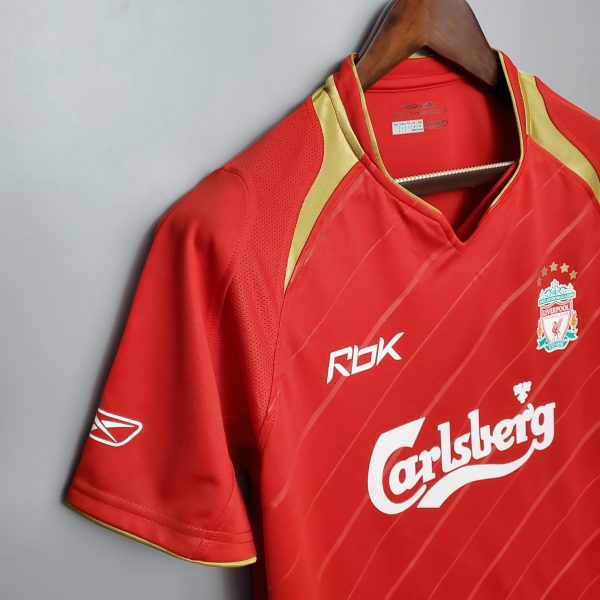 2005-2006 Liverpool Home kit - Image 5