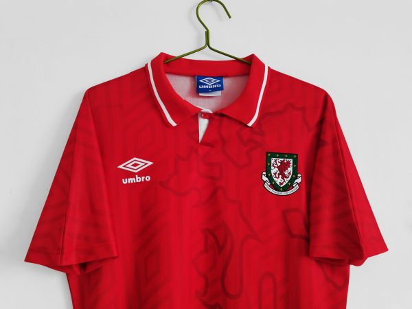 1992-1994 Wales Home kit - Image 2