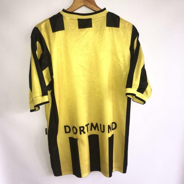2002-2001 Borussia Dortmund Home kit - Image 2