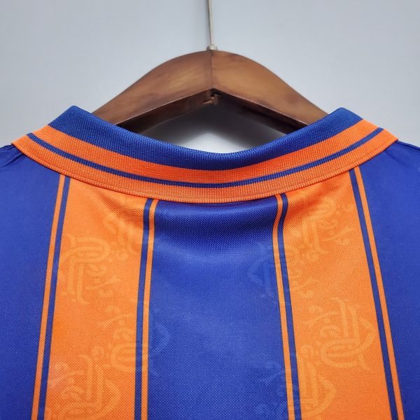 1993-1994 Rangers away kit - Image 5