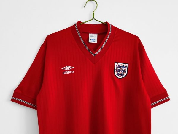 1984/87 England home kit red - Image 3