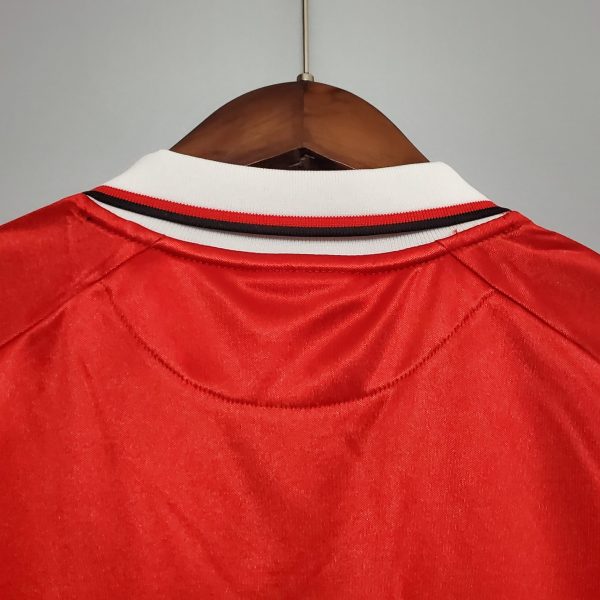 1999/00 Man United home kit - Image 7