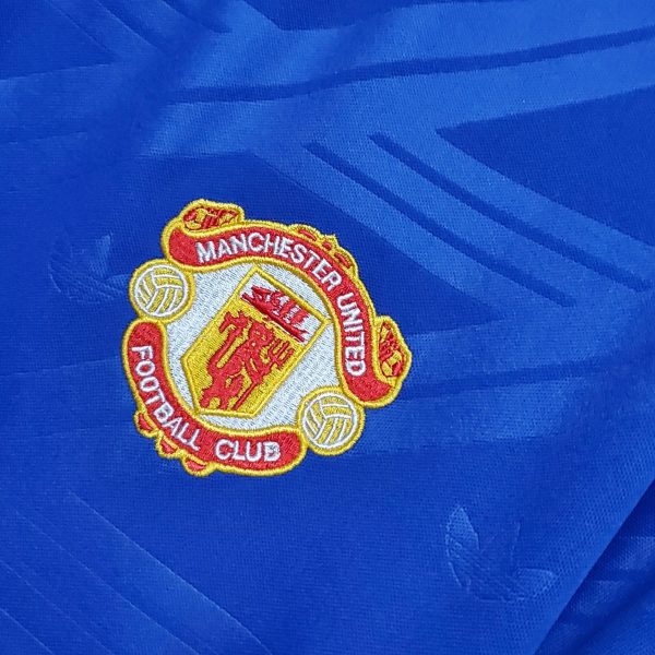 1986-1988 Man United away retro kit - Image 3