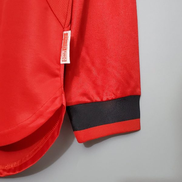 1999-2000 Man United Home retro kit- Long sleeves - Image 4