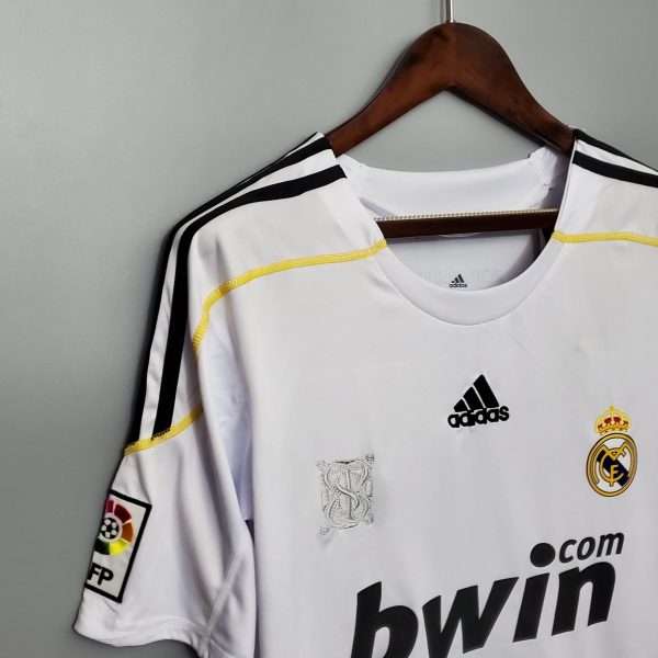 2009-2010 Real Madrid Home kit - Image 3