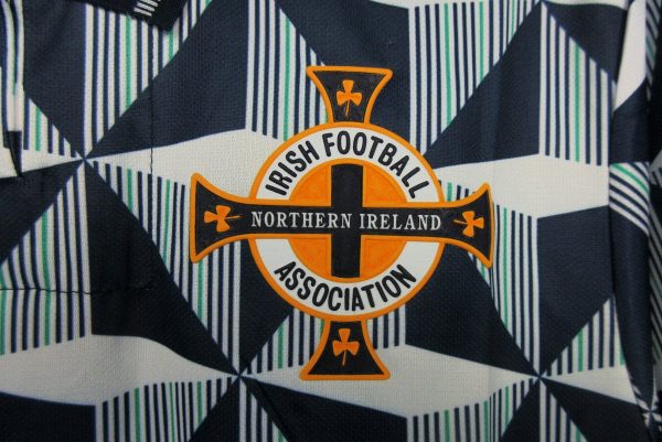 1990-1993 Northern Ireland kit - Image 3