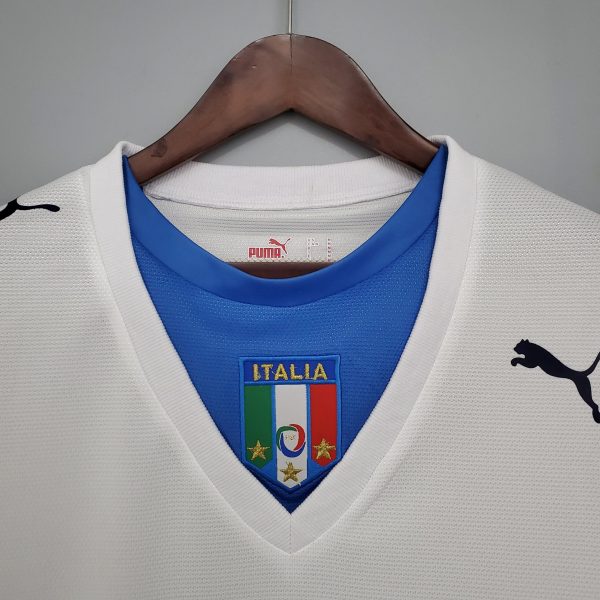 Italy 2006 away kit - Image 3