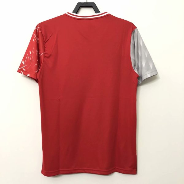 2005 Liverpool retro special edition - Image 2