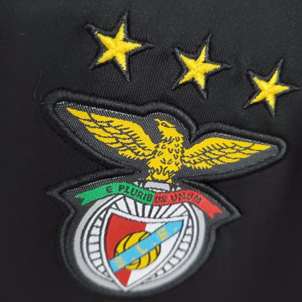 2009-2010 Benfica away kit - Image 3