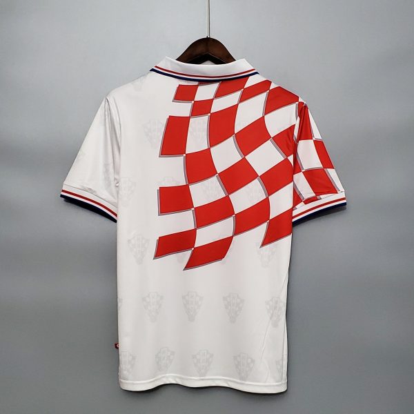 1998 Croatia home retro kit - Image 5