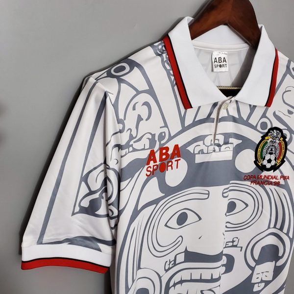 1998 Mexico away retro kit - Image 4