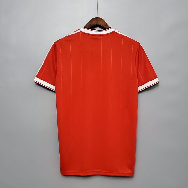 1982-1984 Man United home kit - Image 3