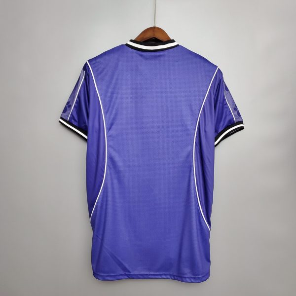 1997-1998 Real Madrid away retro kit - Image 2