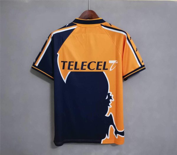 1997-98 FC Porto Home kit - Image 5