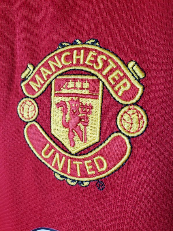 2005 Man United Home kit long sleeve - Image 4