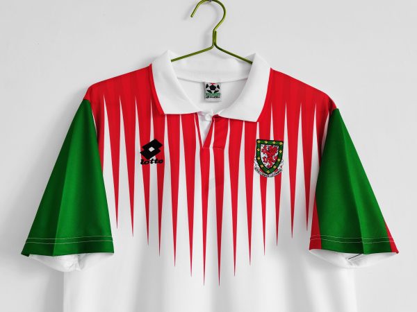 1996/98 Wales away kit - Image 4