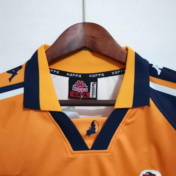 1997-98 FC Porto Home kit - Image 7