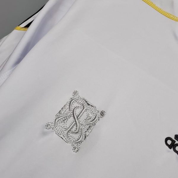 2009-2010 Real Madrid Home kit - Image 6