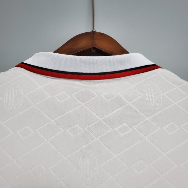 1993-1994 AC Milan away retro kit - Image 3