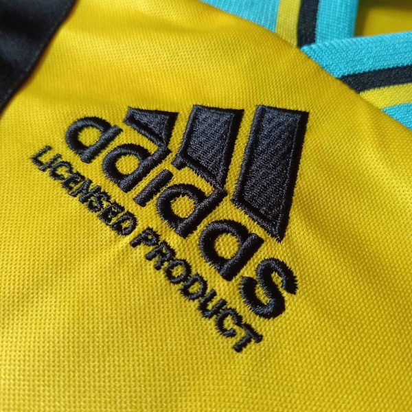 1993-1995 Bayern Munich away Kit - Image 3