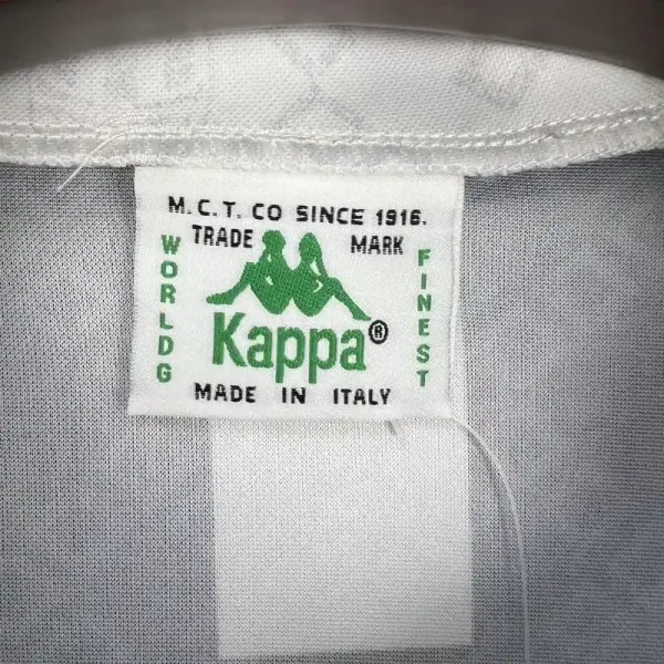 1992-1994 Juventus Jersey retro kit - Image 4