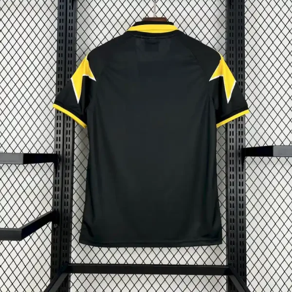 1996-1997 Juventus Second retro kit - Image 8