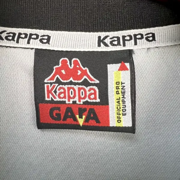 1996-1997 Juventus Second retro kit - Image 2