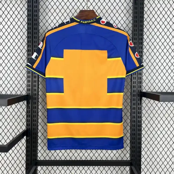 2002-2003 Parma Jersey retro kit - Image 7