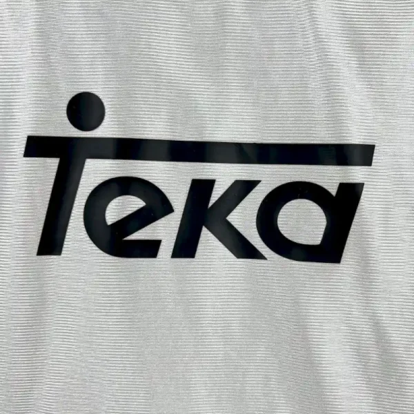 1998-2000 Real Madrid Jersey retro kit - Image 5