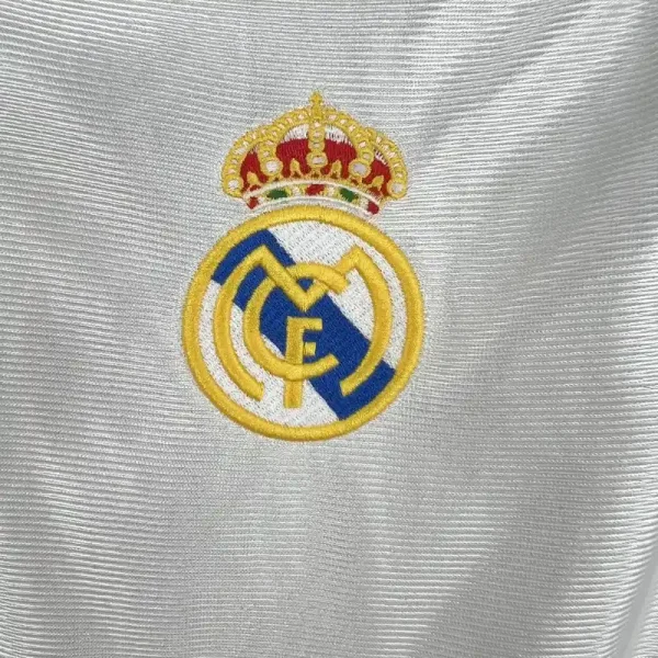 1998-2000 Real Madrid Jersey retro kit - Image 3