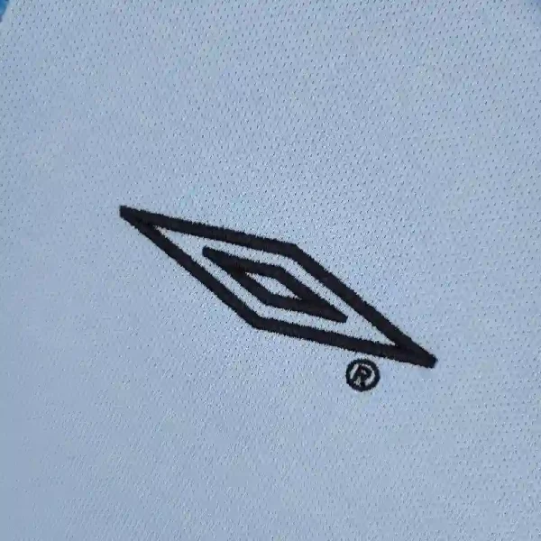 2002-2004 Celta Jersey retro kit - Image 8