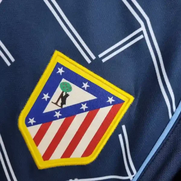 2004-2005 Atletico Madrid Jersey retro kit - Image 5