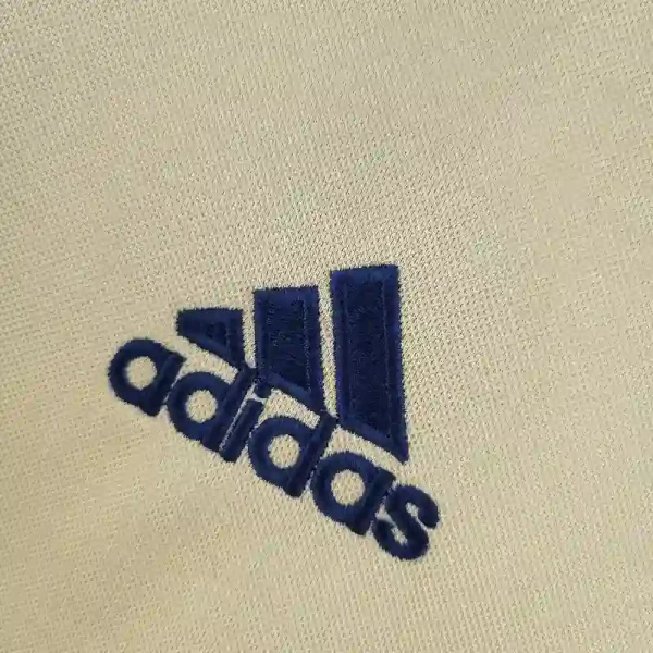 2004-2005 Bayern Munich Jersey retro kit - Image 8
