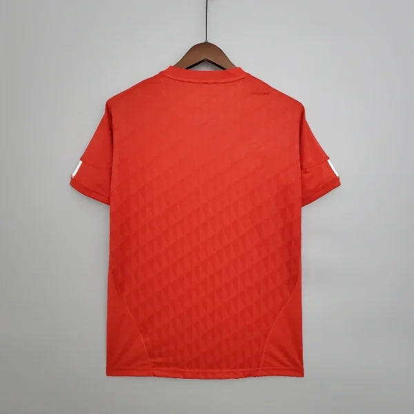 2010-2011 Liverpool Jersey retro kit - Image 6