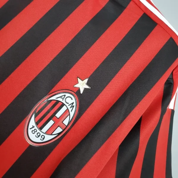 2011-2012 AC Milan Jersey retro kit - Image 4