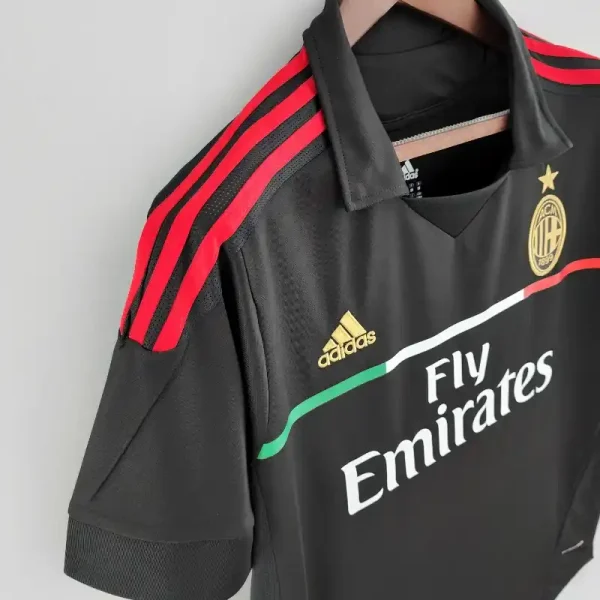 2011-2012 AC Milan Third retro kit - Image 6