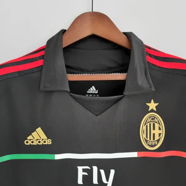 2011-2012 AC Milan Third retro kit - Image 10