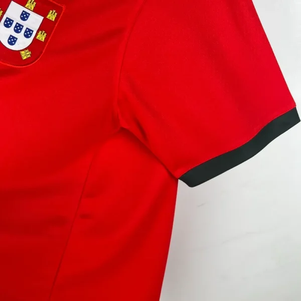 1972 Portugal Jersey retro kit - Image 4