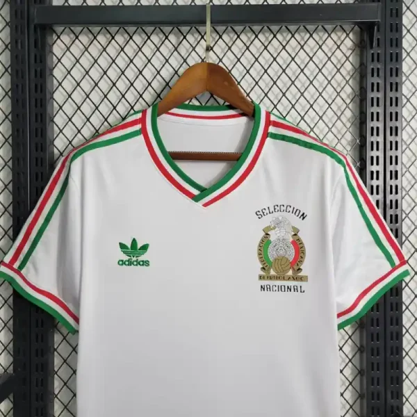 1985 Mexico White Special Edition Soccer retro kit - Image 4