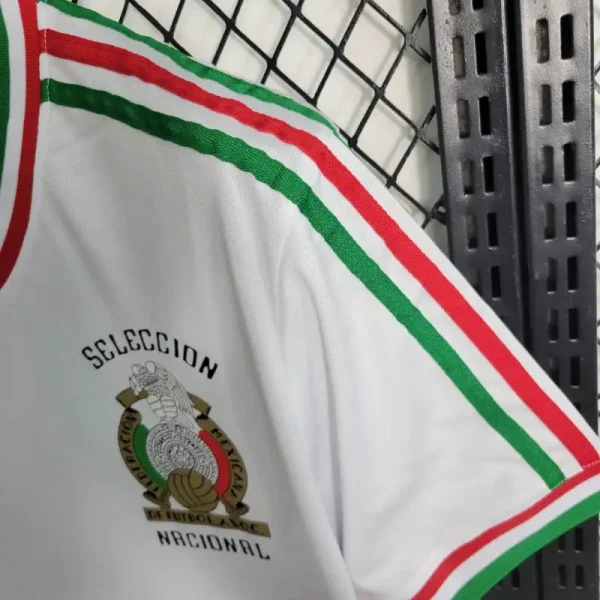 1985 Mexico White Special Edition Soccer retro kit - Image 5