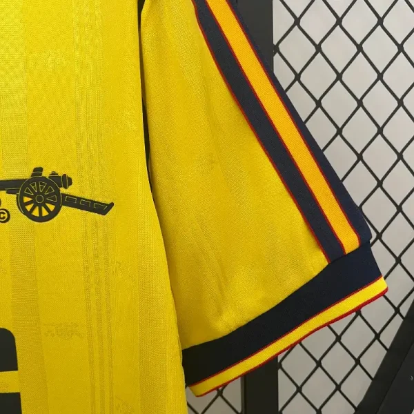 1986-1988 Arsenal Jersey retro kit - Image 5