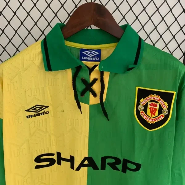 1992-1994 Long Sleeve Manchester United Jersey retro kit - Image 4