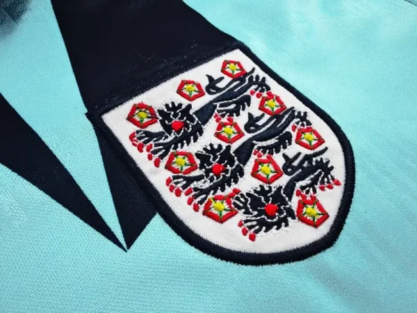 1992 England Second retro kit - Image 2